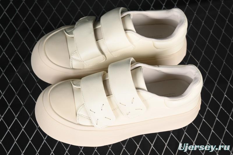 GG-CC Star Same Style Platform Sneakers with Hook and Loop Closure - G23Y6906
