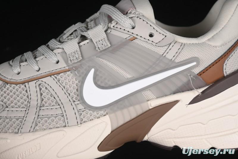 Nike Runtekk Run Retro Low-Top Running Shoes with Cushlon Midsole and Anti-Slip Design - FN0738-107