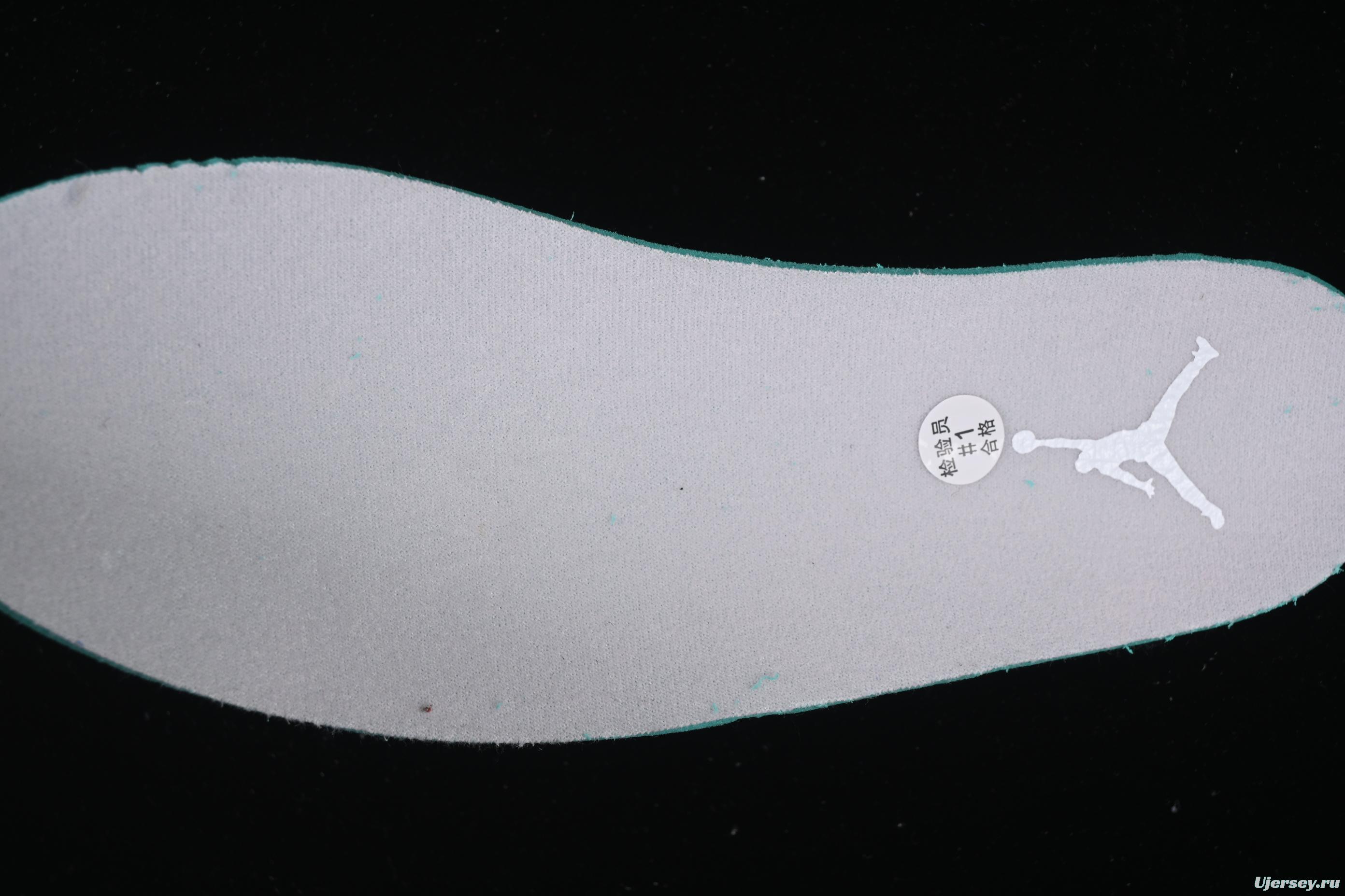 Nike Court Slide Women's Sneakers - Pastel Pink & Aqua Accents