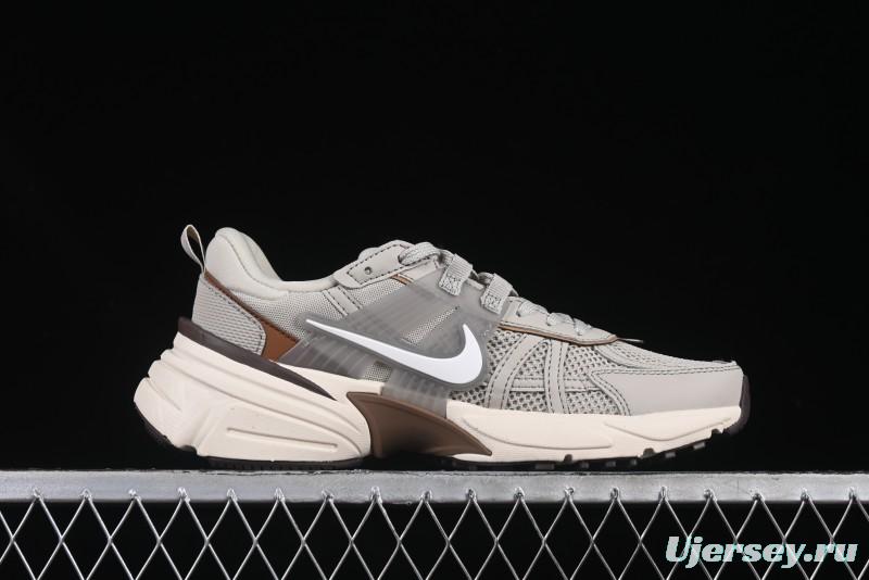 Nike Runtekk Run Retro Low-Top Running Shoes with Cushlon Midsole and Anti-Slip Design - FN0738-107