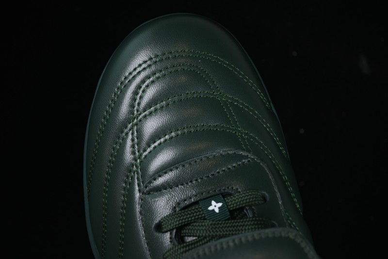 Louis Vuitton Footprint Soccer 2025 Spring Summer Collection Round Toe Lace-Up Low Top Lifestyle Casual Shoes - D.GREEN