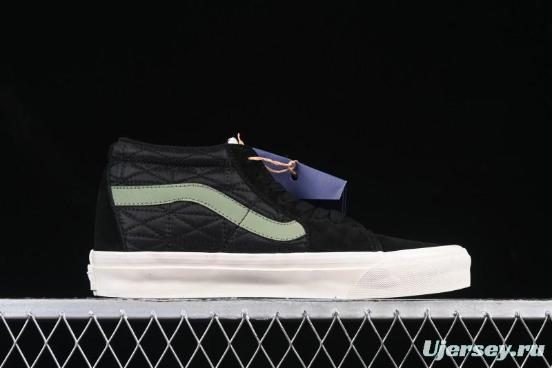 Vans Premium Sk8-Mid Retro Casual Mid-Top Skate Shoes with Checkerboard Design - VN000CQQBLK