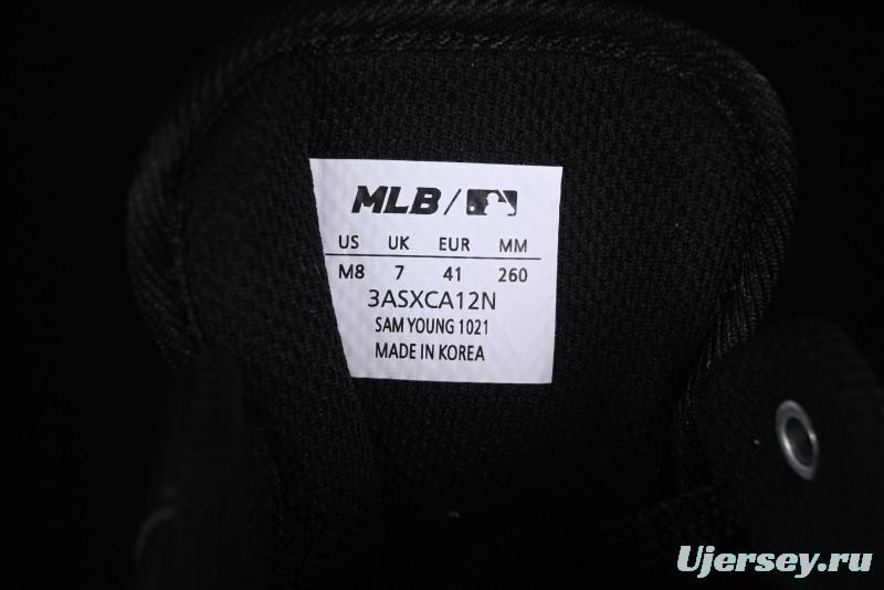 NY Yankees Black & Yellow Sneakers - Bold Logo Streetwear Shoes