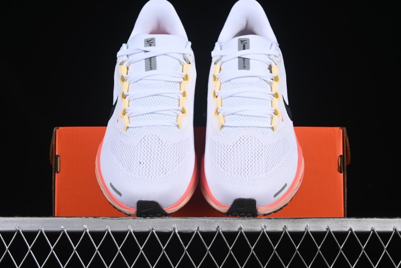 Nike Air Zoom Running Shoes - White/Coral Gradient