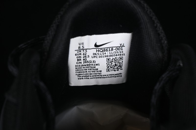 Nike Sacai Zegamadome SP Low-Top Lifestyle Sneakers with Functional Design - HQ8618-001