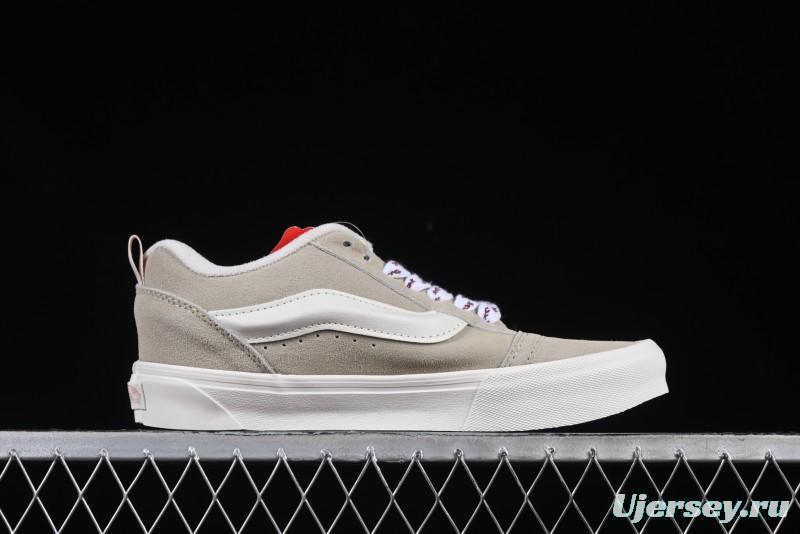 Vans Knu Skool Low-Top Retro Chunky Sneakers - VN000D6ZE2S