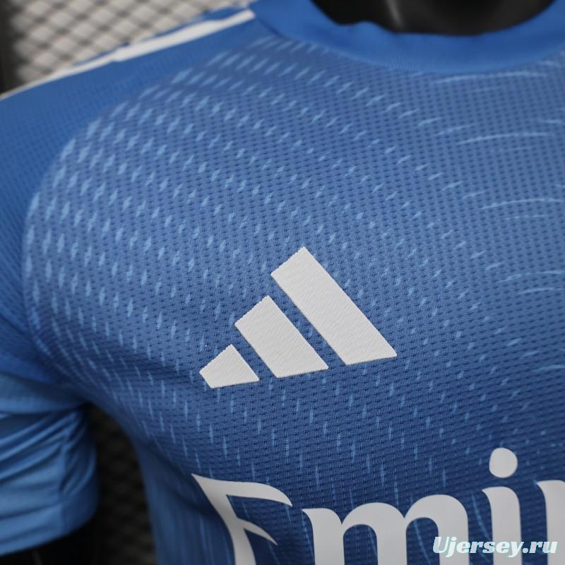Player Version 25/26 Real Madrid Blue Goalkeeper Jersey