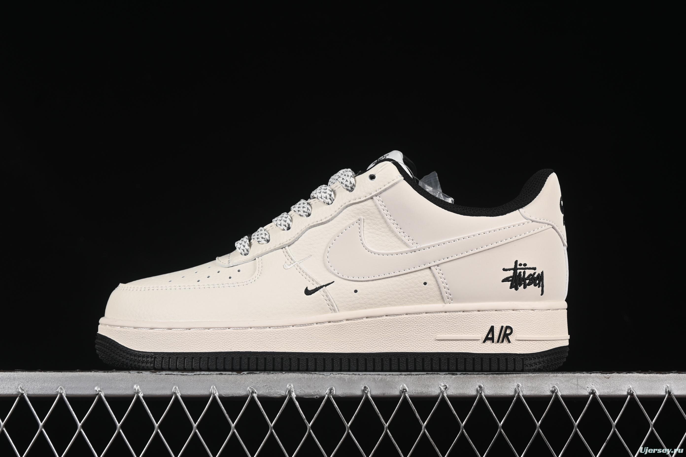 Nike Air Force 1 '07 Low Stussy Collaboration Small Double Swoosh Black Sole Low-Top Casual Sneakers - XZ6188-713