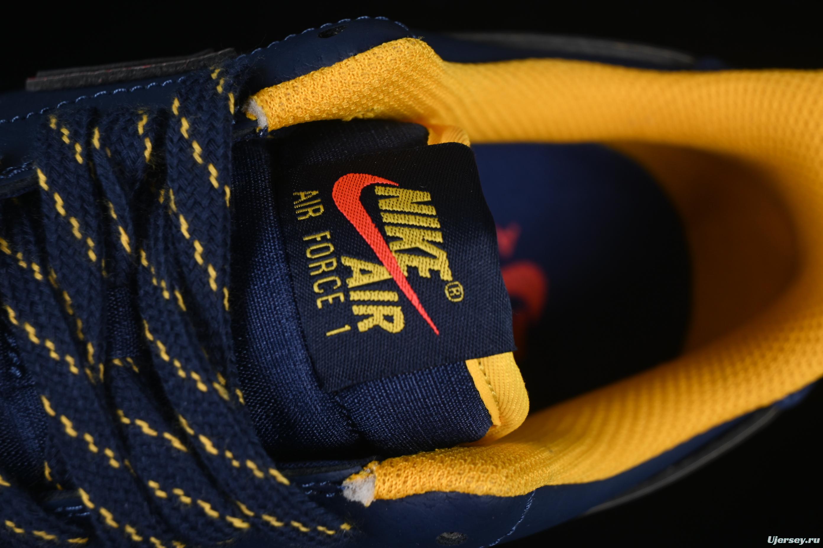 Nike Air Force 1'07 Low Casual Sneakers with Full-Length Air Cushion - HV5752-410