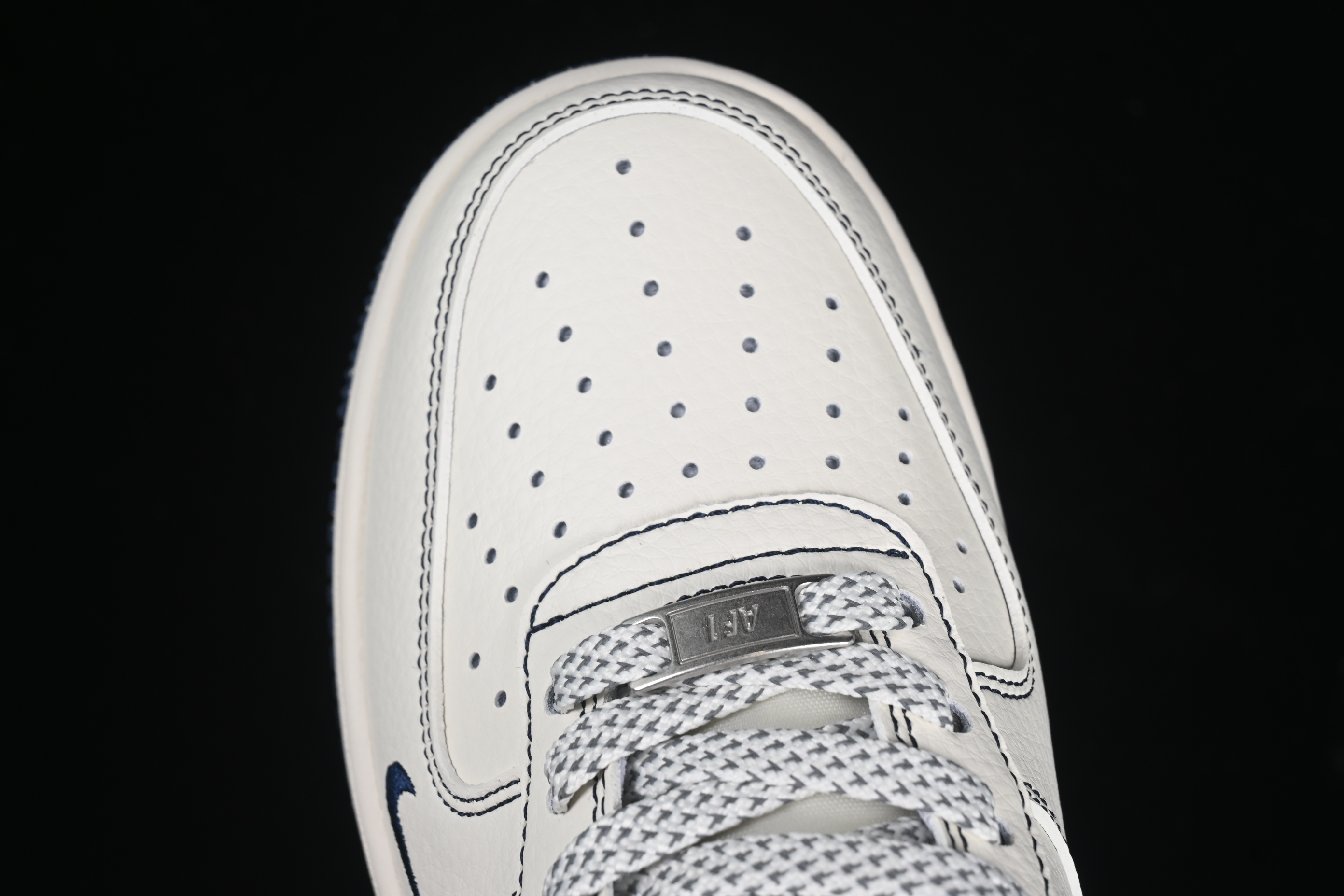 Nike Air Force 1 '07 Low UN Collaboration Navy Splatter Swoosh Casual Sneakers - XS1958-522