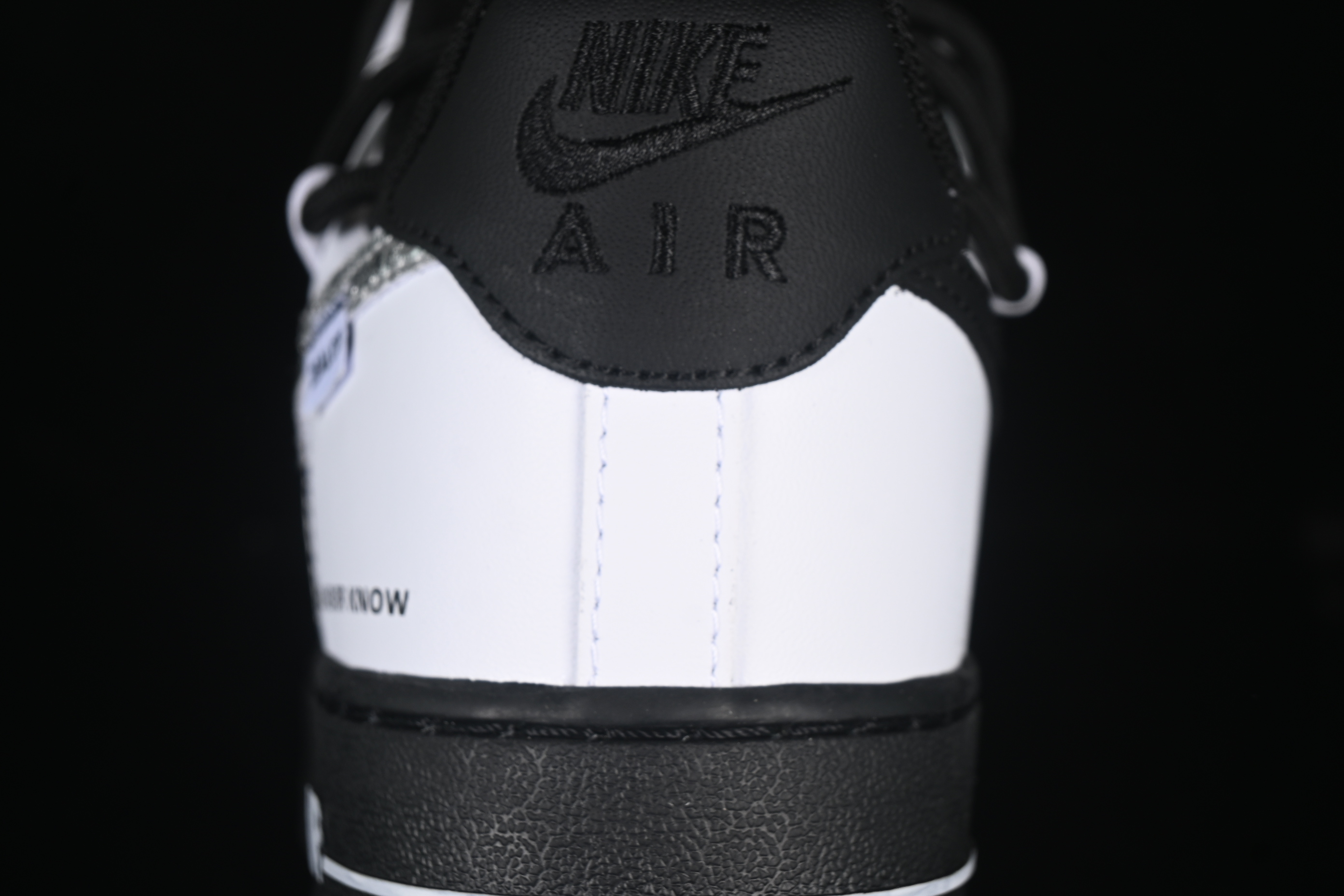 Nike Air Force 1'07 Low Casual Sneakers with Full-Length Air Cushion - ZH0316-066