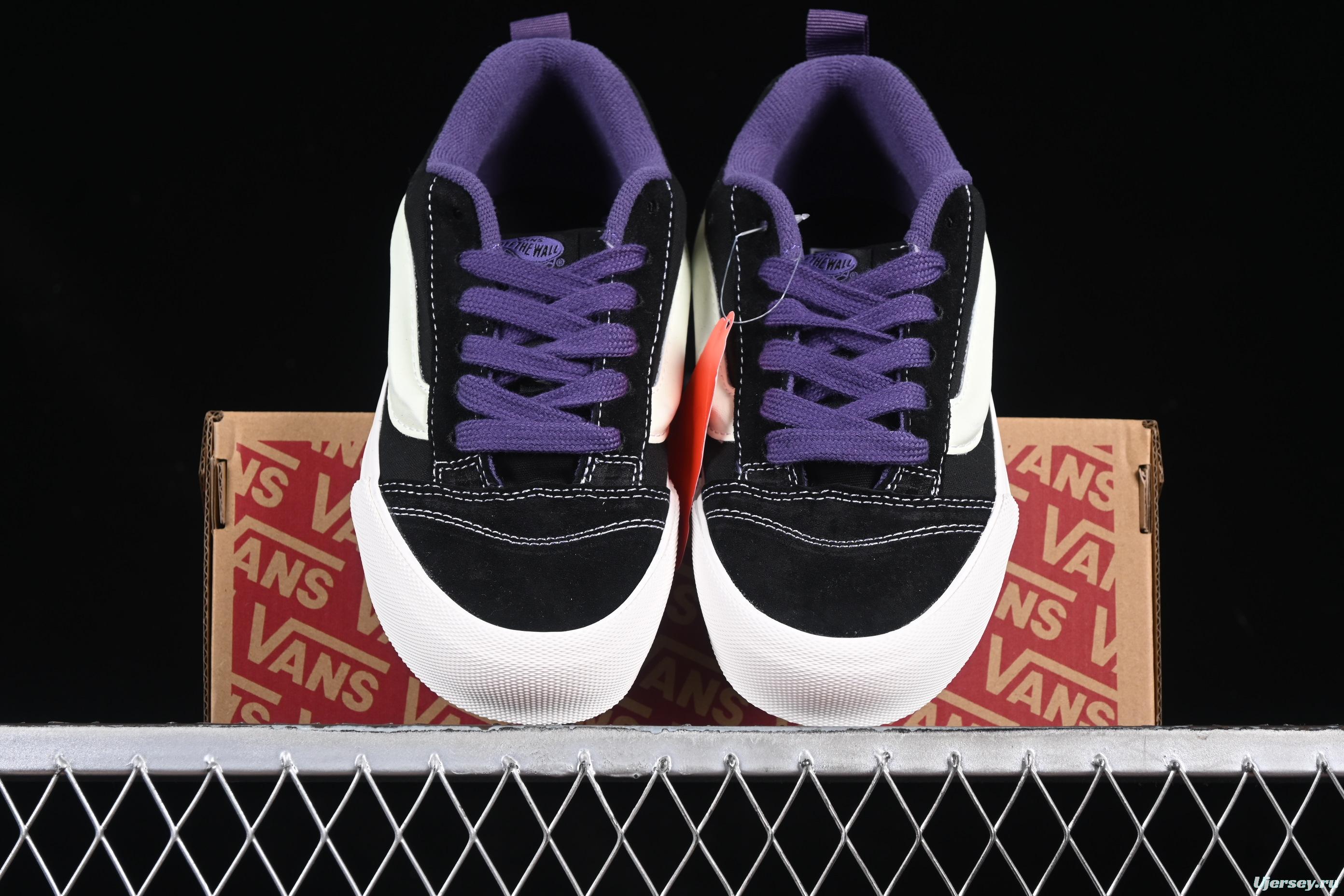 Vans Knu Skool Low Top Retro Chunky Sneakers - VN000D6CB5P