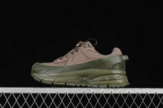 Nike Zoom Vomero 5 Retro Marathon Casual Sneakers with Thick Cushioned Sole - FV2295-201