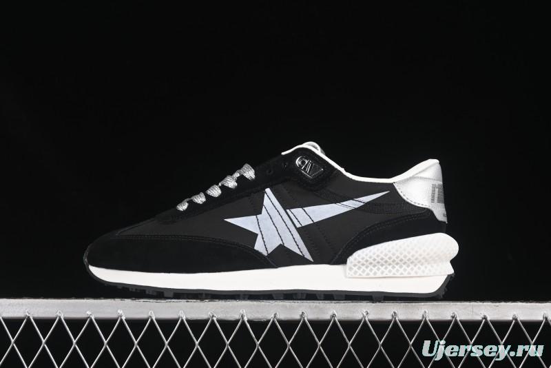 Golden Goose Marathon Comfortable Low-Top Lifestyle Sneakers in White Black - H8D4