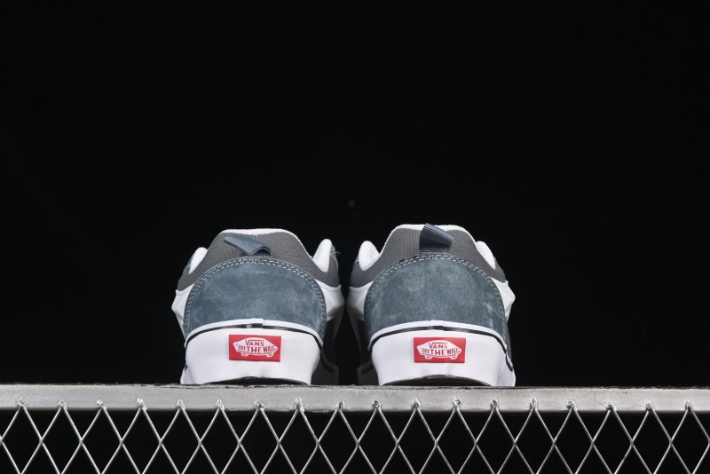 Vans Knu Skool Low-Top Retro Chunky Sneakers - VN0009QC6BT