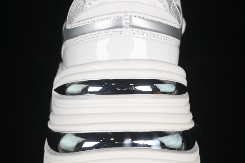 GG-CC Chunky Low Casual Fashion Sneakers with Thick Sole and Height Increasing Design - 2607 White