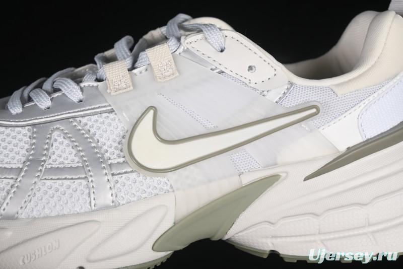 Nike Runtekk V2K Retro Low-Top Running Shoes with Cushlon Foam Midsole - FD0736-006