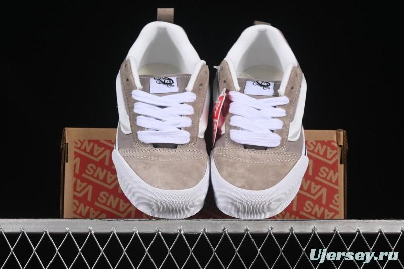 Vans Knu Skool Low-Top Retro Chunky Sneakers - VN000D6ZH2B