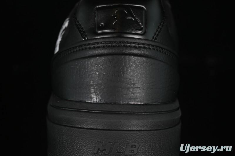 New York Yankees MLB Chunky Liner Custom Platform Sneakers - 3ASXCA12N50WHS