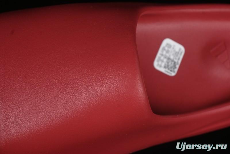 Adidas Yeezy Slide Comfortable Slippers with EVA Foam and Grooved Sole Design - ID5988