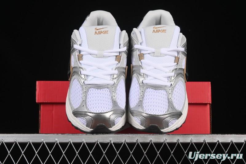 Nike V5 RNR Millennium Classic Retro Running Shoes with Foam Midsole - HJ5228-102