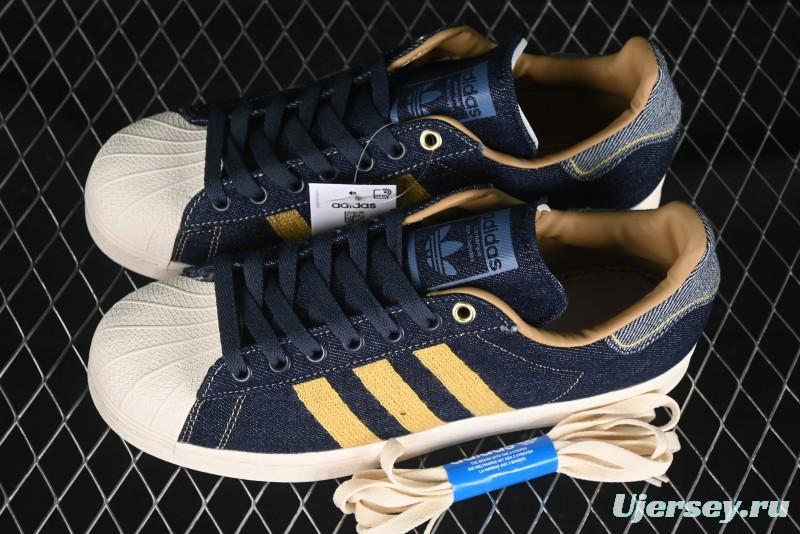 Adidas Superstar 82 Casual Sneakers with Shell Toe - JH5577