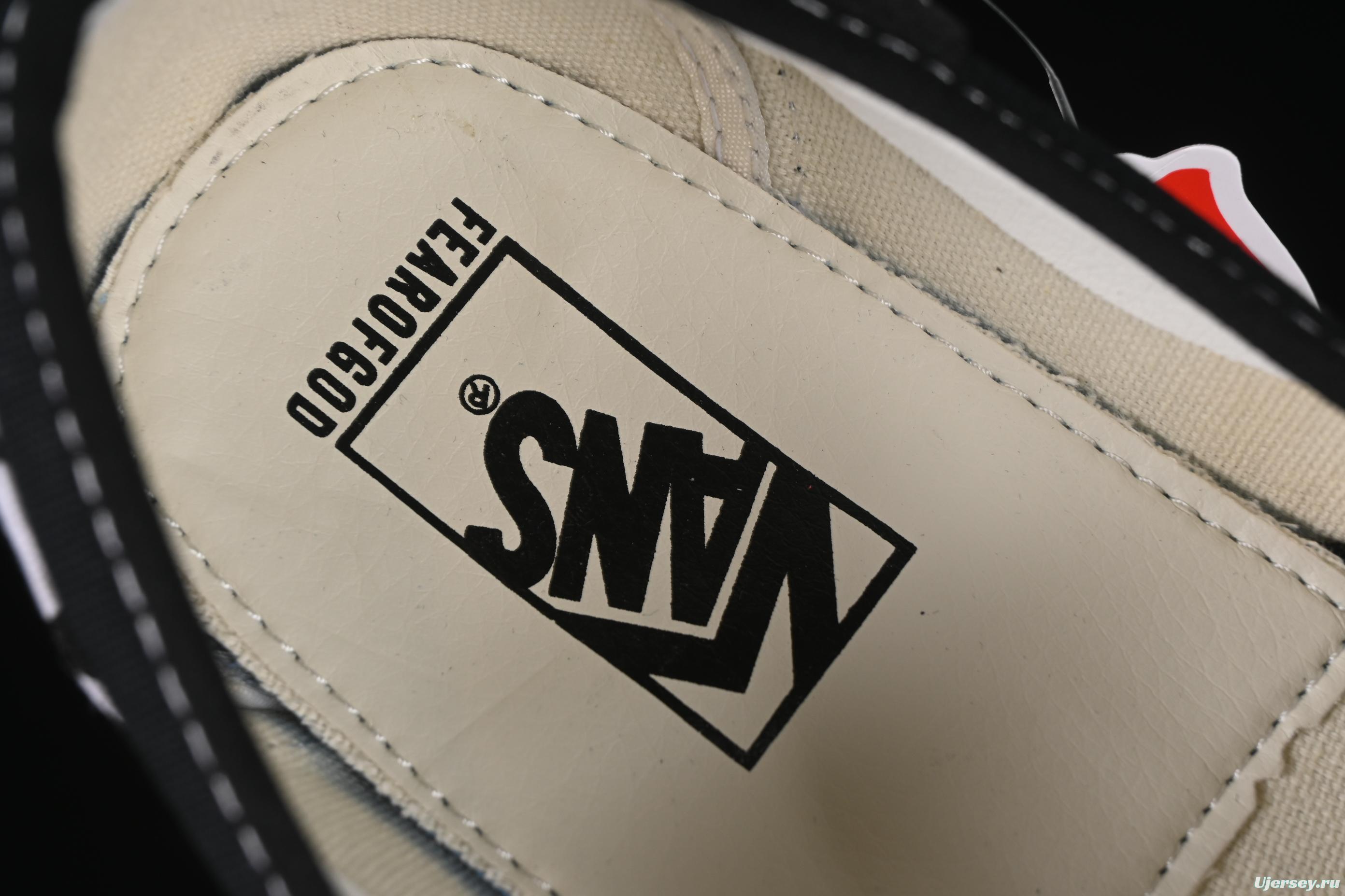 Vans Slip-On Classic Checkerboard Slip-On Casual Skate Shoes - VN0A3J9FPZR