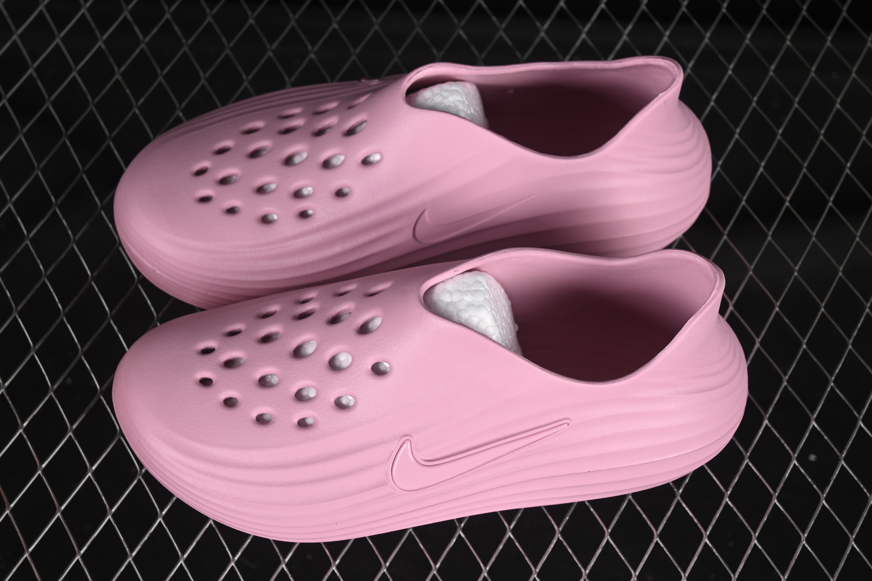 Nike ReactX Rejuven8 Summer Sandals with Soft ReactX Foam for Ultimate Comfort - HV5062-600