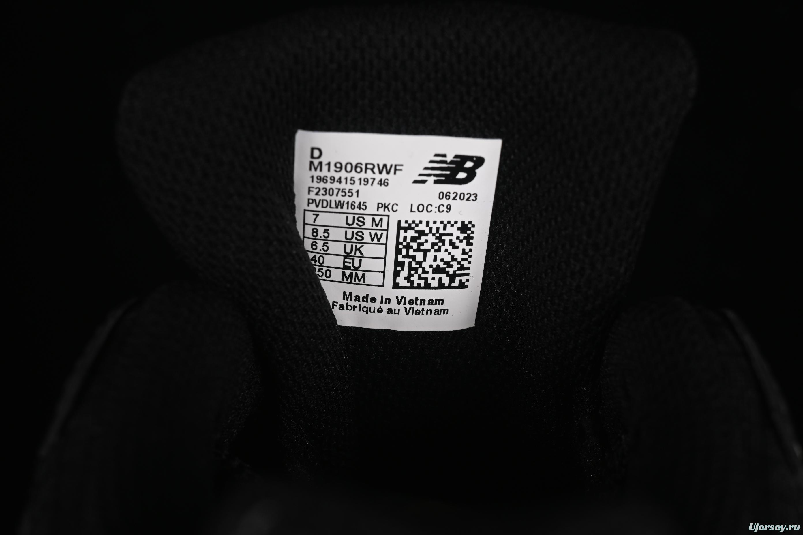 New Balance 1906 Series Retro Dad Style Casual Running Shoes - M1906RWF