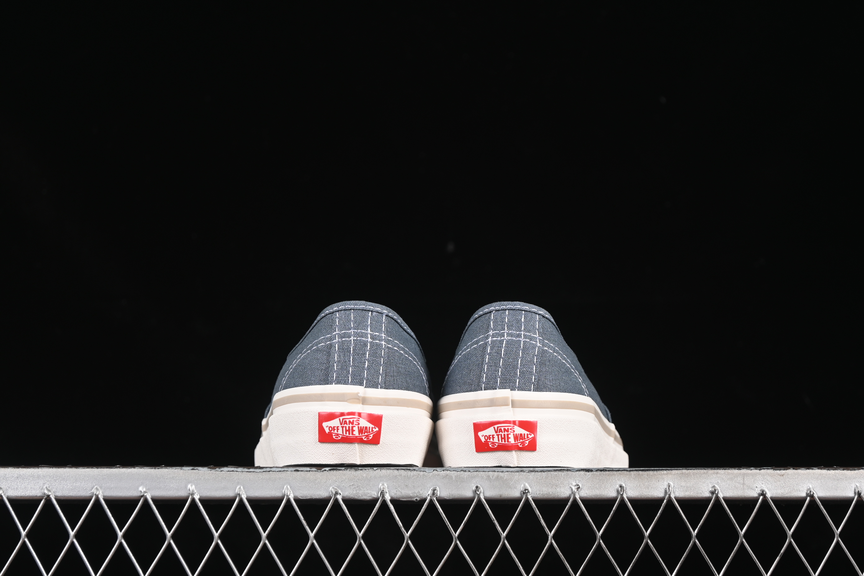 Vans Authentic Reissue 44 Low-Top Casual Skate Shoes - VN000CW2RV2
