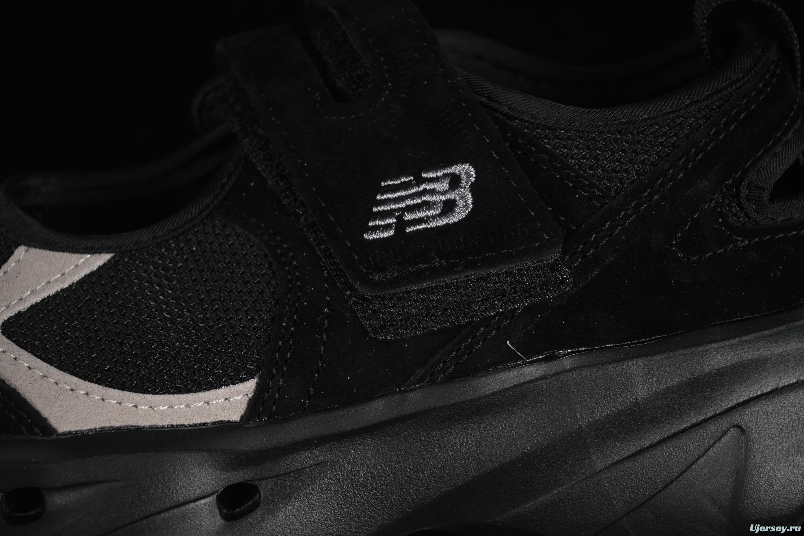 New Balance Breeze Low-Top Lifestyle Casual Shoes for Summer with Enhanced Breathability - SD2203BK