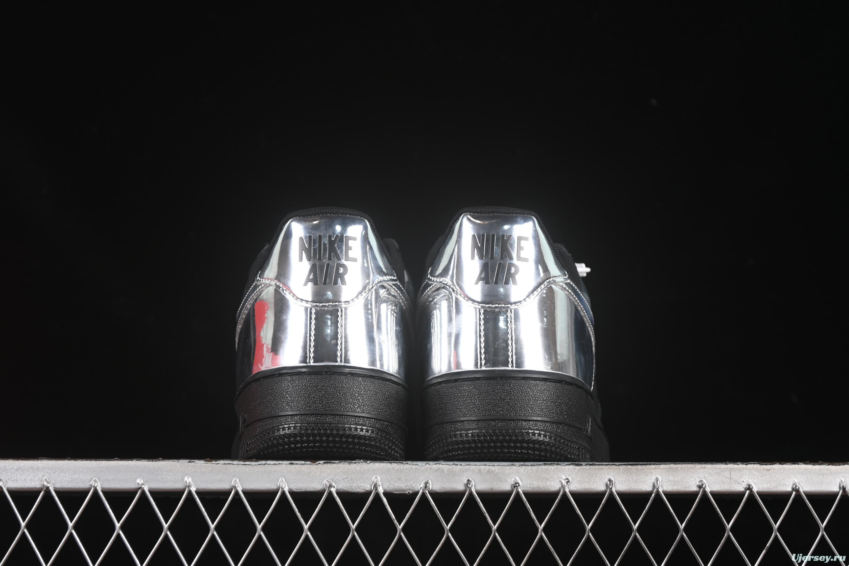 Nike Air Force 1'07 Low Casual Sneakers with Full-Length Air Cushion - HF2885-001