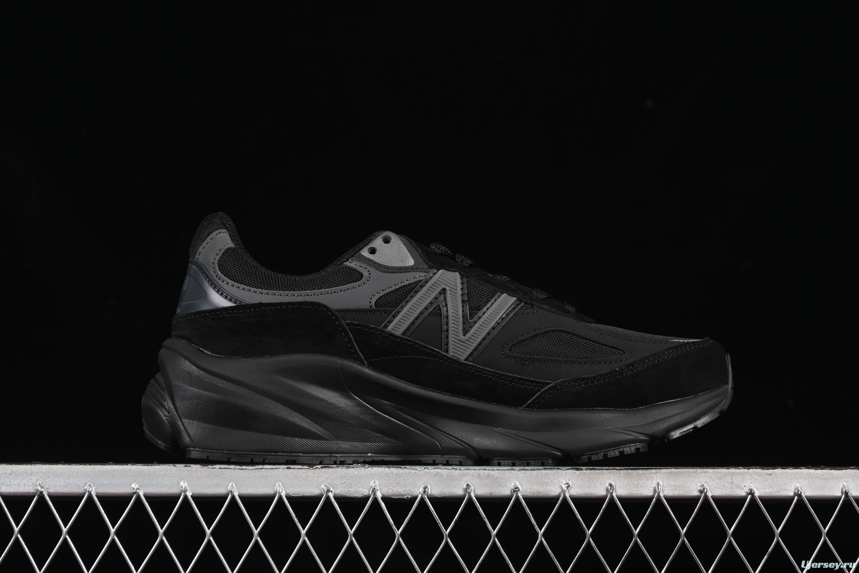 New Balance 990 Series Premium Made in USA Retro Running Shoes - M990BB6