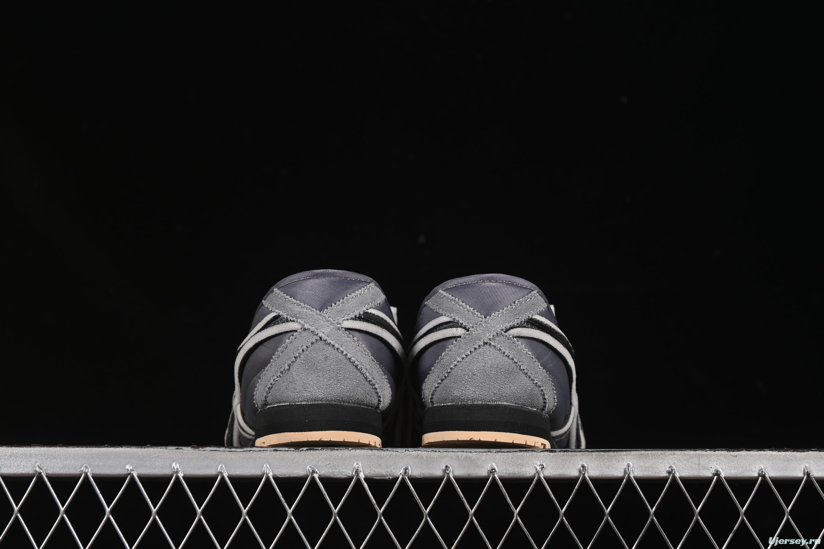 Onitsuka Tiger Mexico 66 SD Low-Top Casual Running Shoes - 1183C115-020