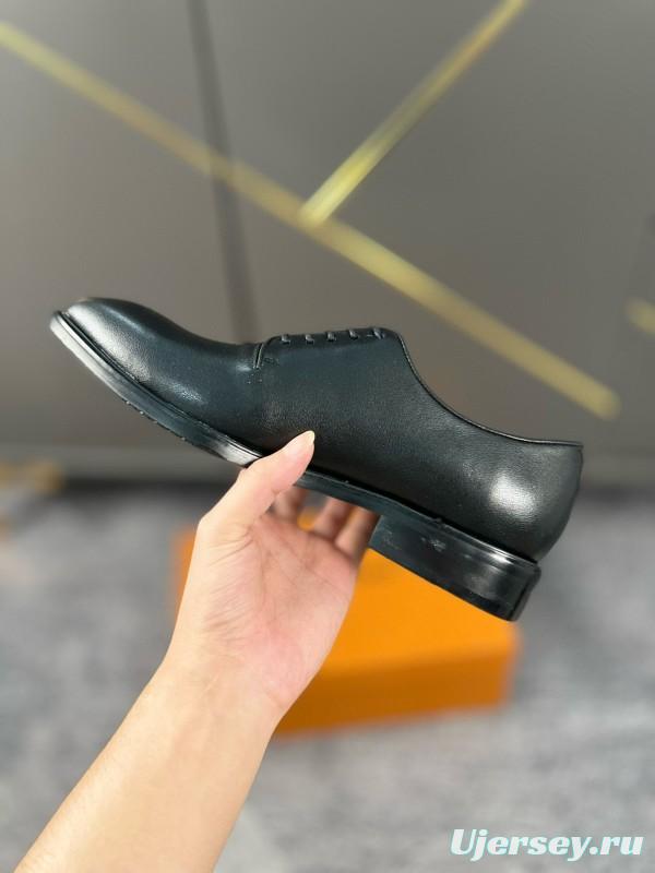 2024 Men Louis Vuitton Black Leather Formal Shoes MJ00380