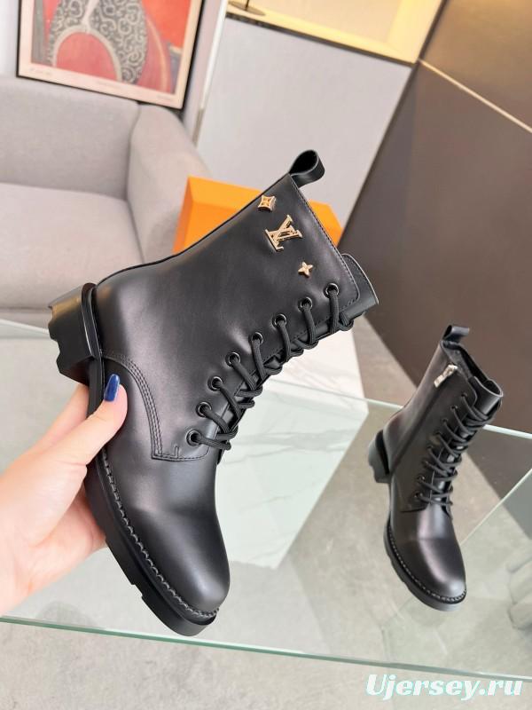 2024 Women Louis Vuitton Black Leather Ankle Boots MJ00320