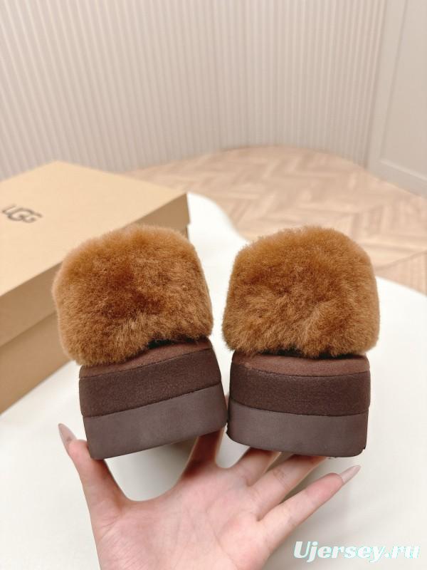 2024 Women UGG Brown Sheepskin Slippers MJ00280