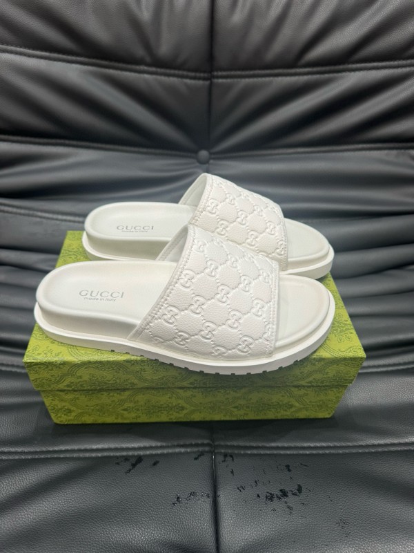 2024 GUCCI White Leather Slippers MJ00200