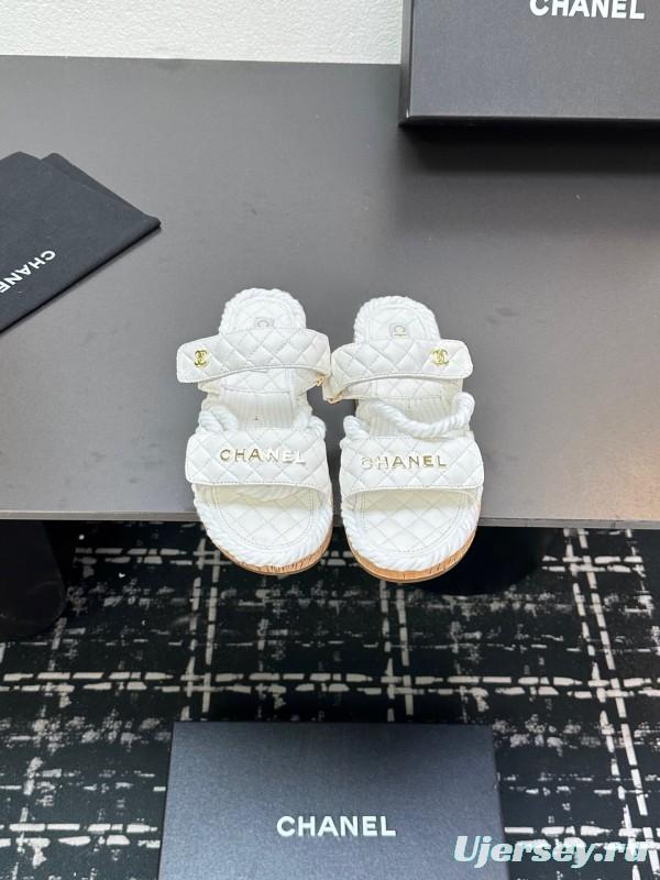 2025 Slippers Chanel White Quilted Fabric Cork Sole LY00250