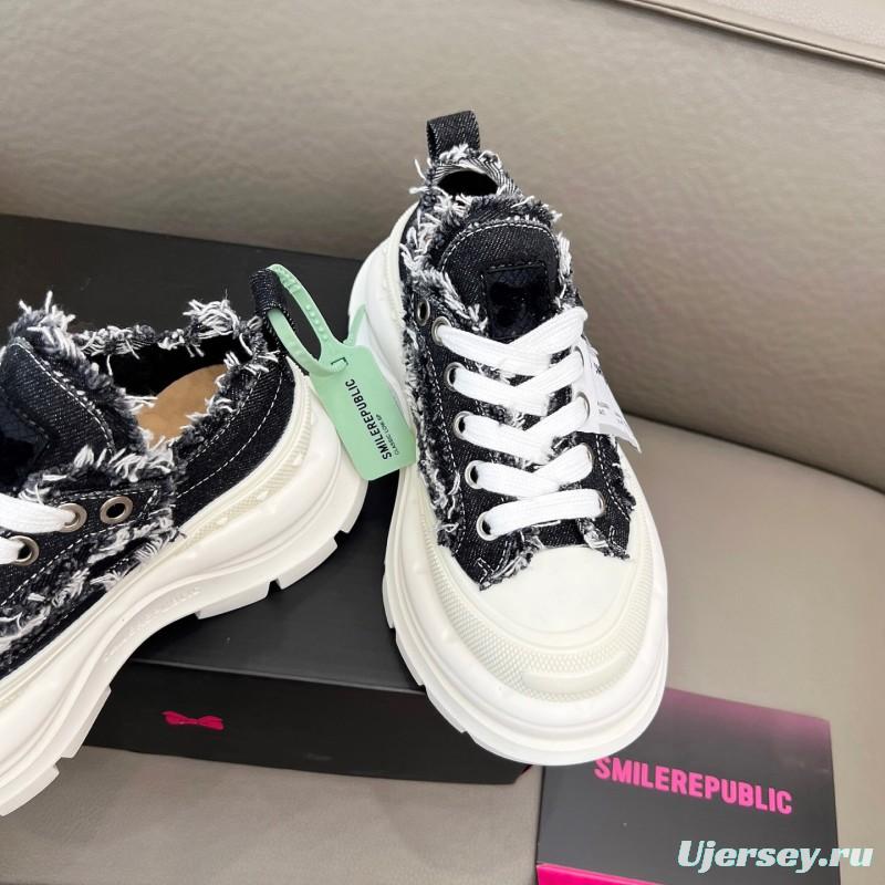 2025 Unisex Smile Republic Black White Canvas Casual Shoes Fringed LY00291