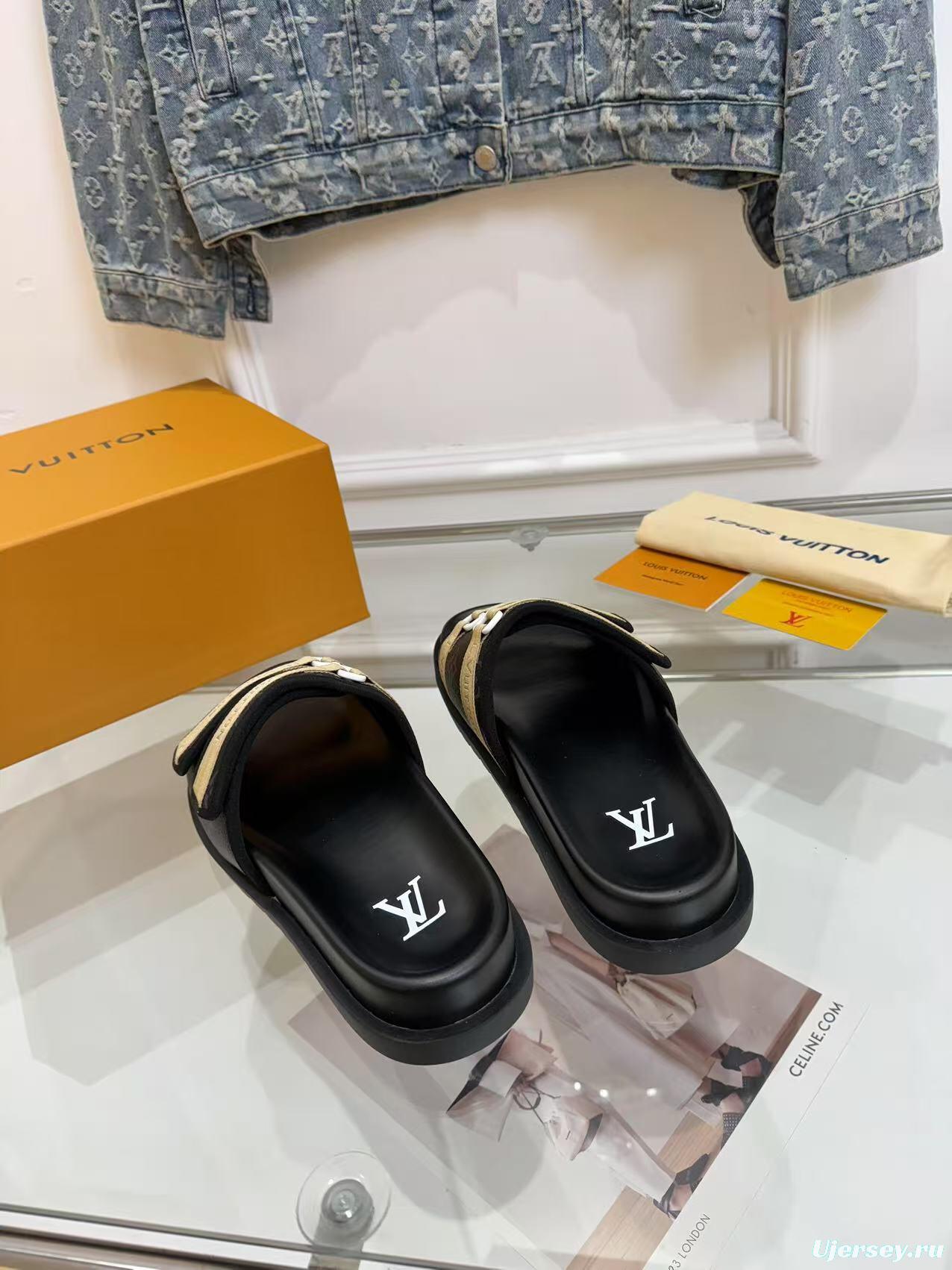 2025 Slippers Louis Vuitton Black Beige Leather Mesh Slippers LY