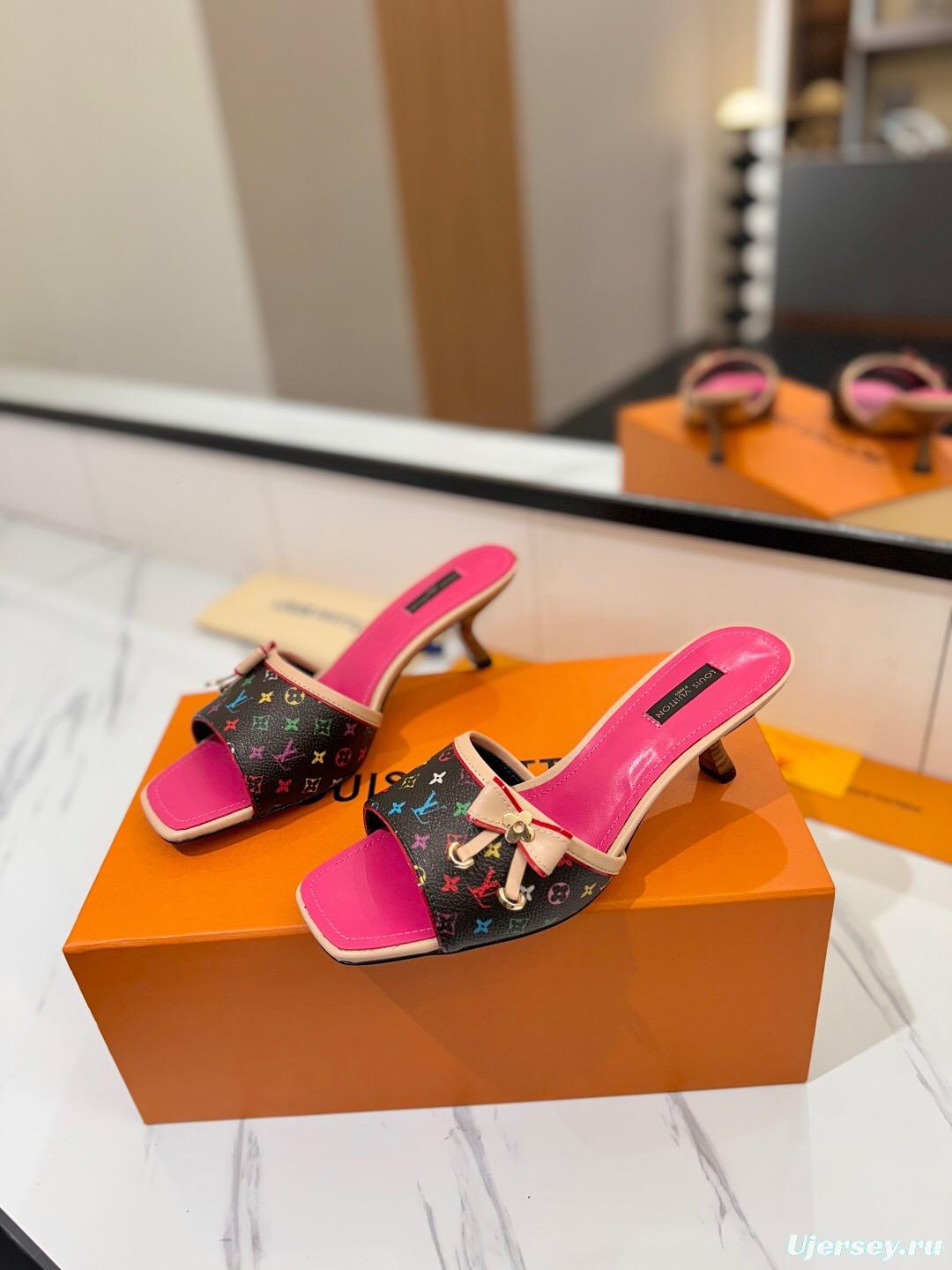 2025 Women Louis Vuitton Brown Pink Leather Sandals KFY00310