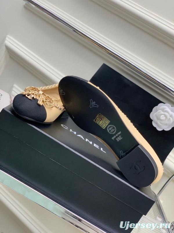 2025 Women Chanel Beige Black Leather Ballet Flats