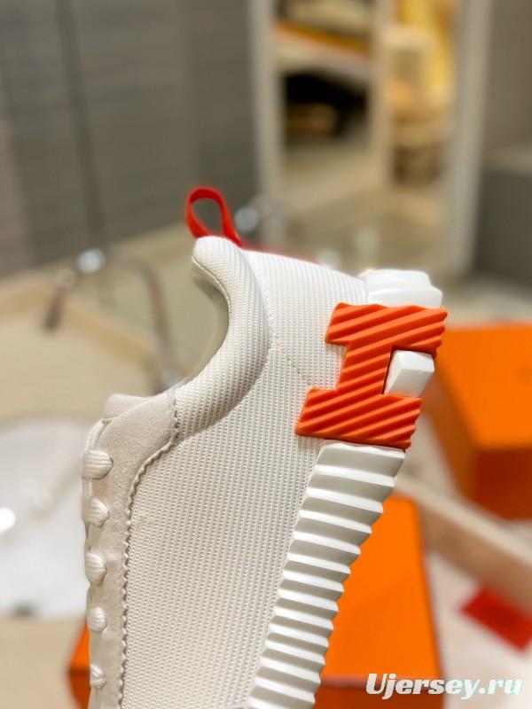 2024 Unisex Hermès White Orange Black Imported Glossy Lambskin Rain Velvet Casual Sneakers MJ00320