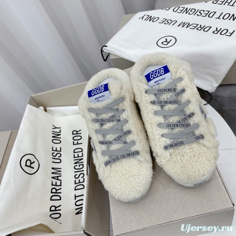 2024 Slippers GGDB White Shearling Star MJ00280