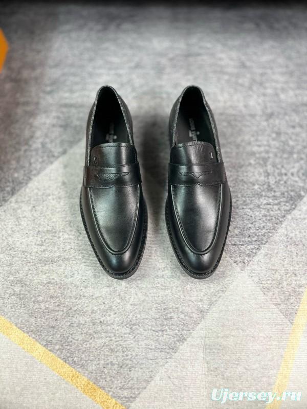 2024 Men Louis Vuitton Black Leather Loafer MJ00290