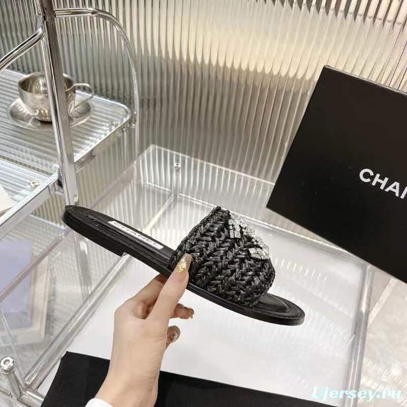 2025 Women Chanel Black Raffia Leather Slippers LY00270