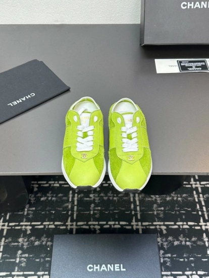 2025 Women CHANEL Green Suede Casual Sneakers Handmade For LY00360(F)