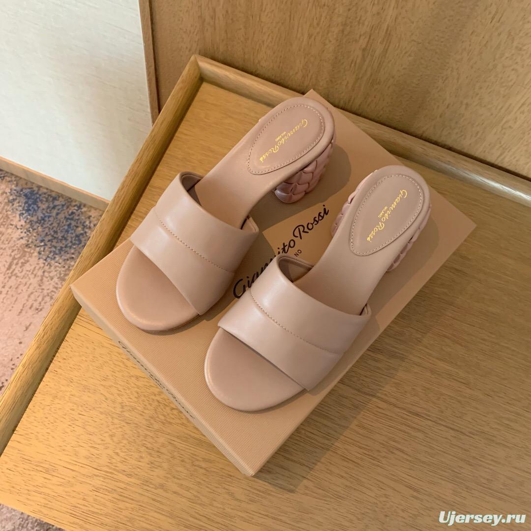 2025 Women Gianvito Rossi Beige Leather Slippers KFY00260