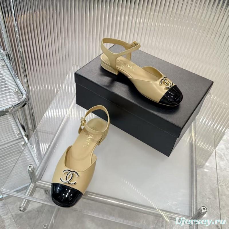 2025 Women Chanel Beige Black Leather Slingback Flat Sandals LY00260